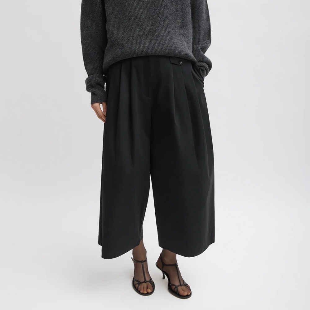 Tibi Bio Twill Triple Pleat Cropped
